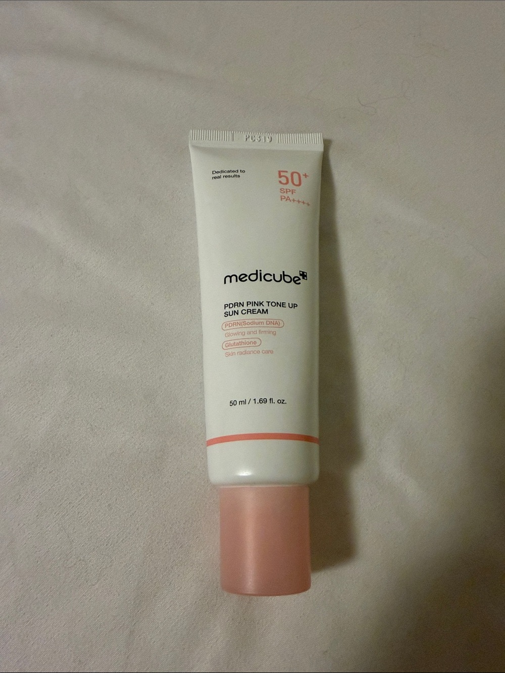 Medicube PDRN Pink Tone Up Sun Cream SPF50+ - Pink